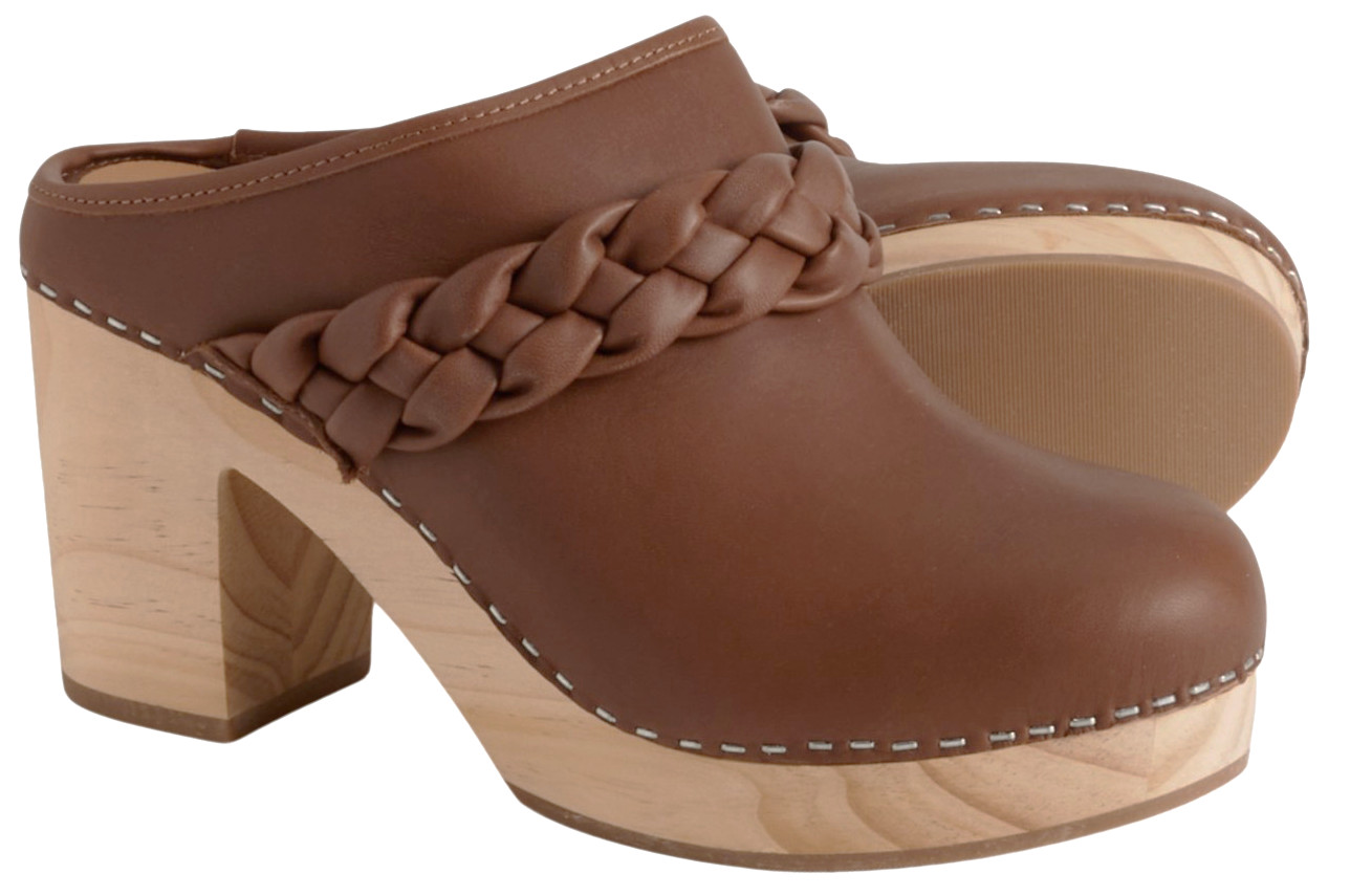 Dolce Vita Hila Clogs / Mules / Shoes – NWT Womens 9 Saddle – #47124-CL2