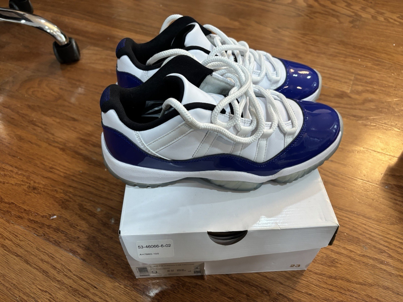 Wmns Air Jordan 11 Retro Low ‘Concord Sketch’ (Women’s US Size 8.5)