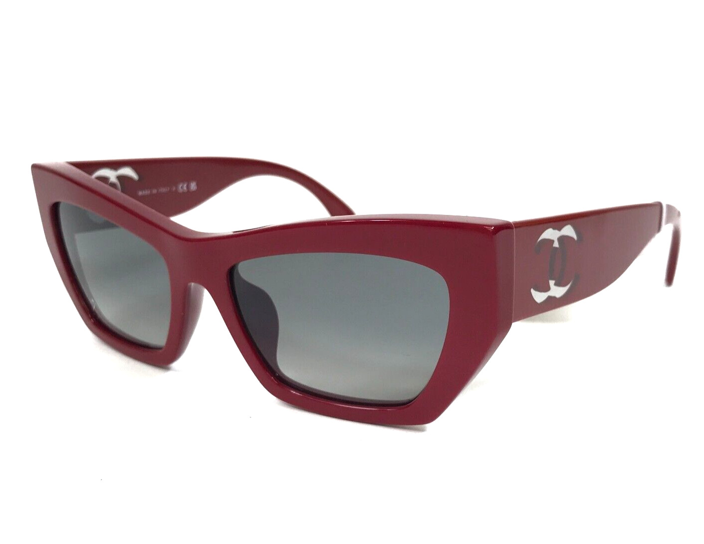 Chanel Sunglasses 5527-A c.1759/71 Burgundy Asian Fit Frame Gray Gradient Lenses