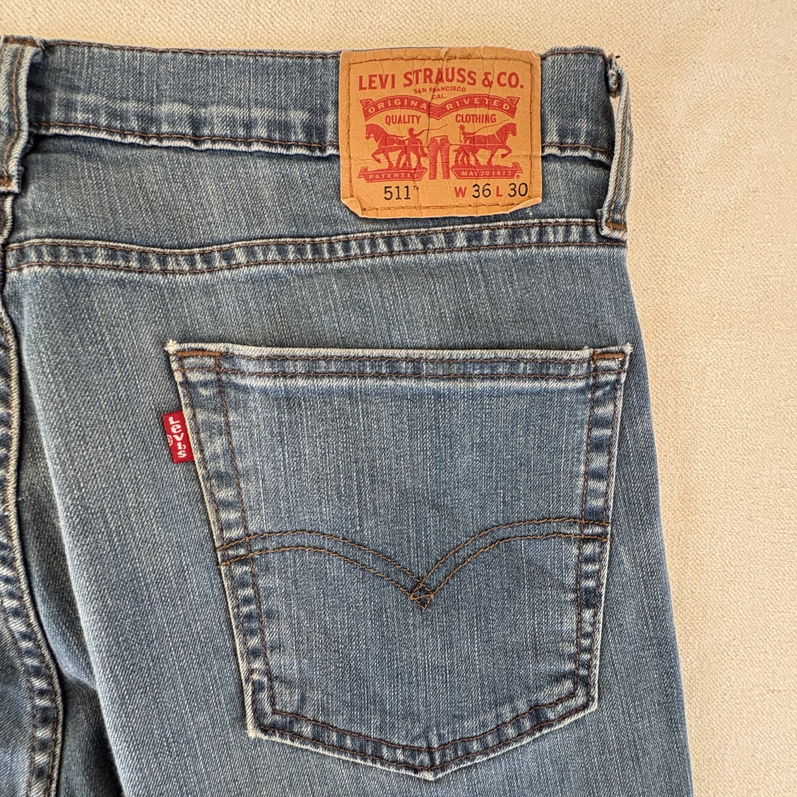 Levi’s 511 Men’s Size 36×30 Medium Wash Slim Stretch Jeans