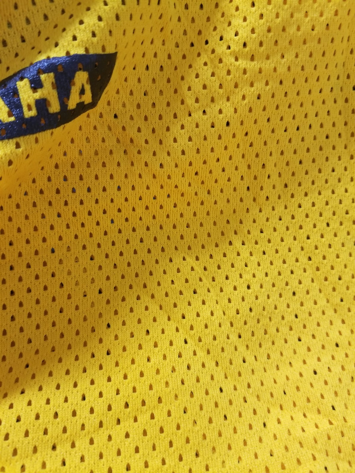Men’s Yellow mesh Alberta cup long sleeve ice hockey top size Large -F28