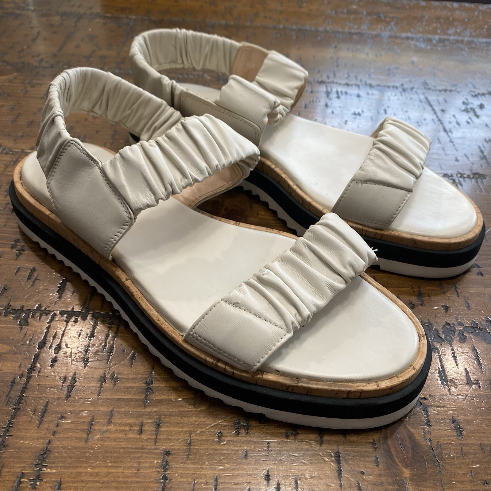 AGL Sandals Women EU 39 US 8 Nappa Leather Ivory Elastic Bands Platform Comfort