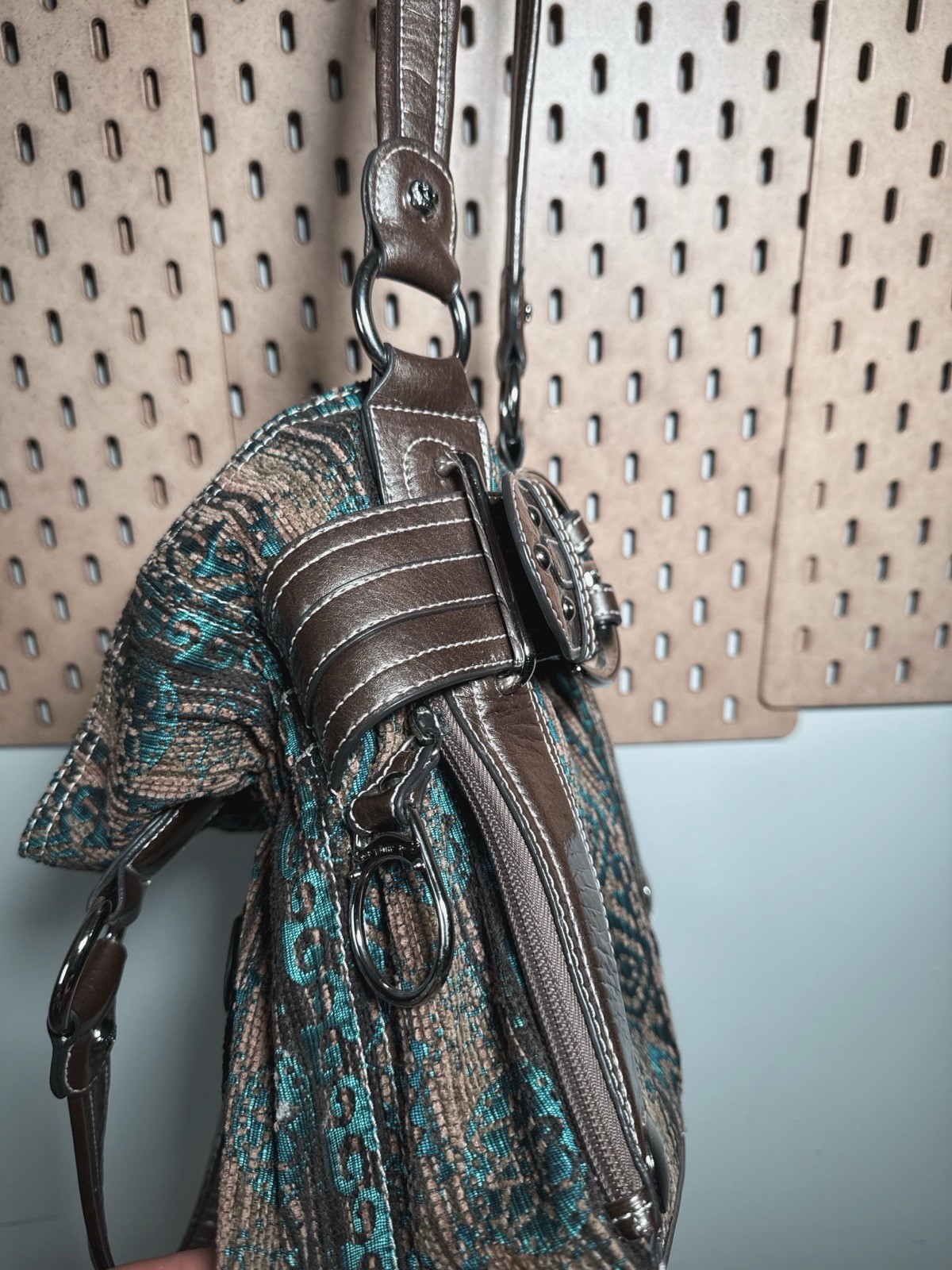 Brown Teal Geometric Shoulder Bag Zip Top Silver Hardware Lined Inner Pockets