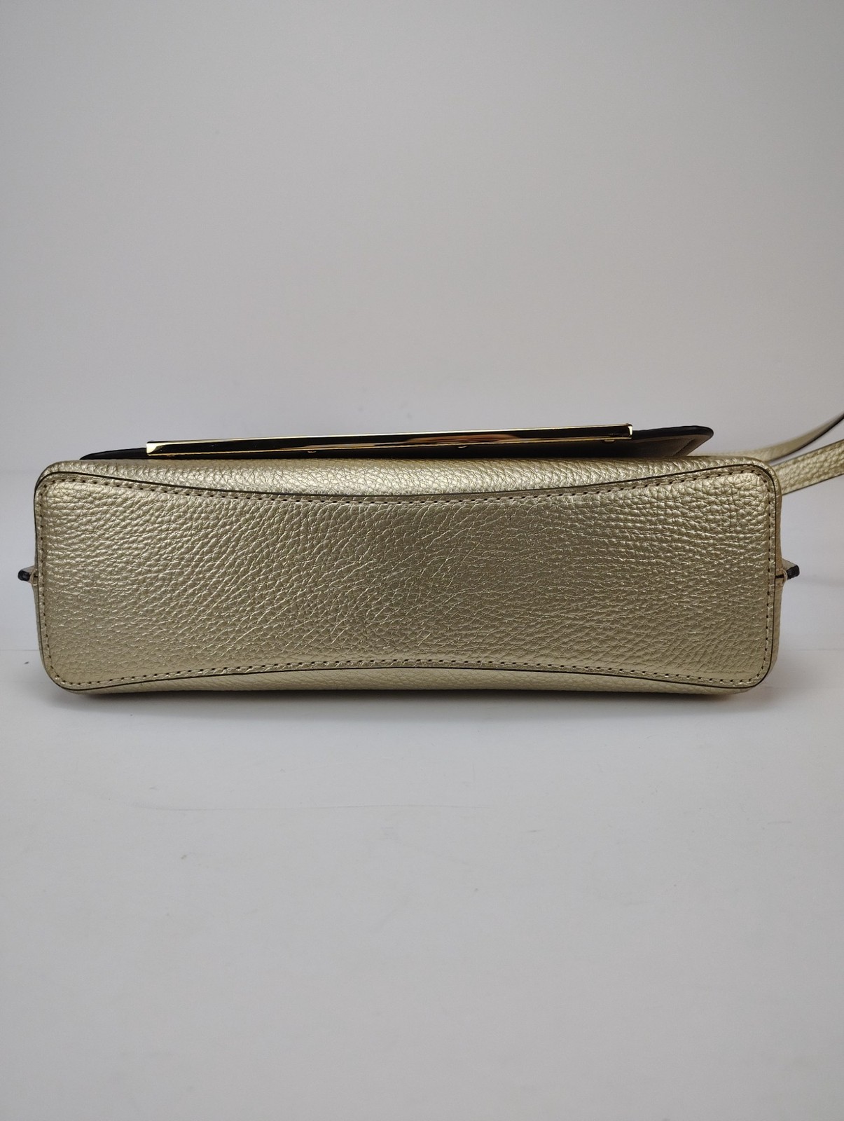 Michael Kors Evelyn Medium Flap Crossbody B Pale Gold – NWT
