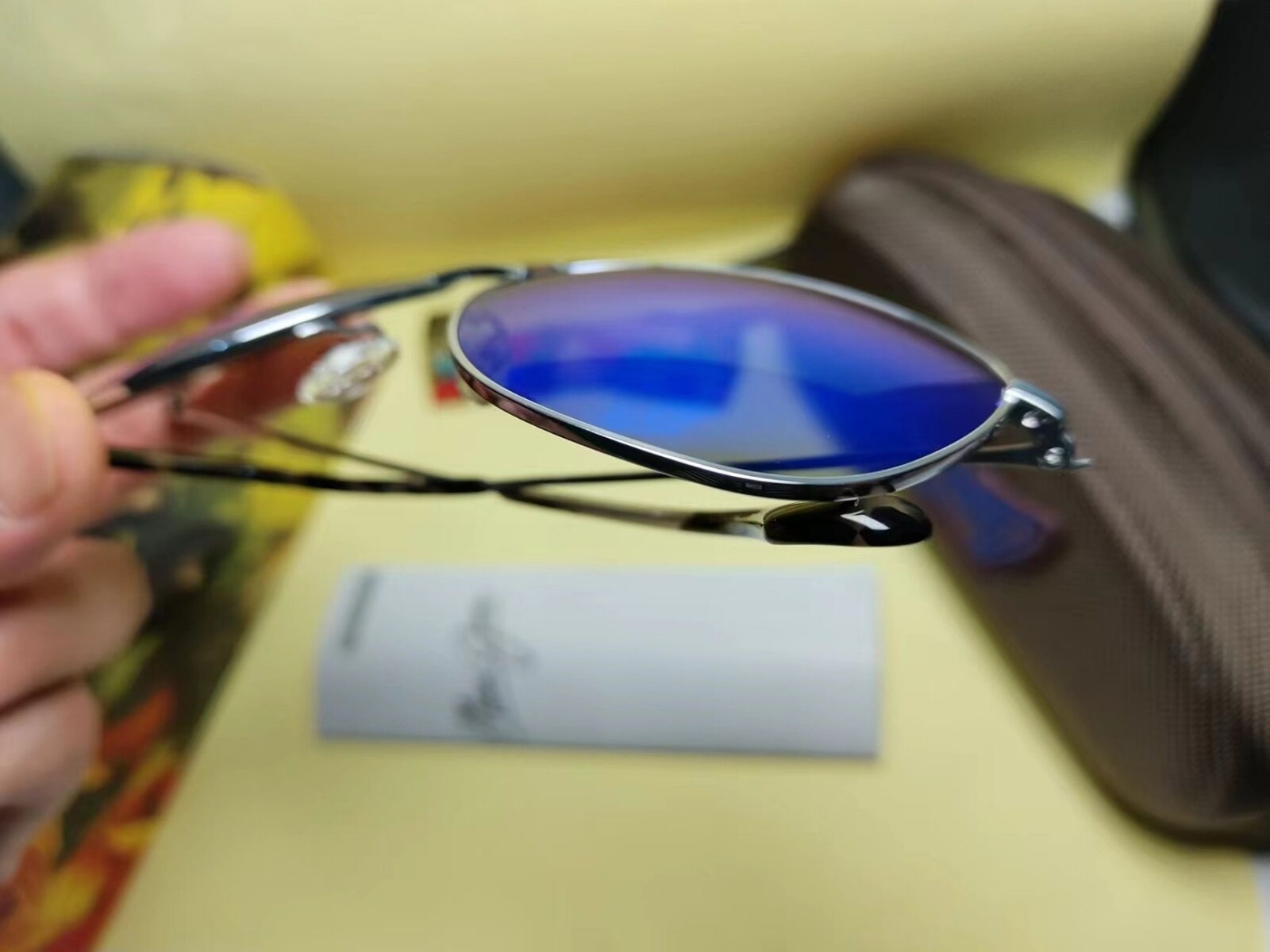 Maui Jim B247-17 CLIFF HOUSE Silver POLARIZED Hawaii Blue Lens Aviator Sunglass