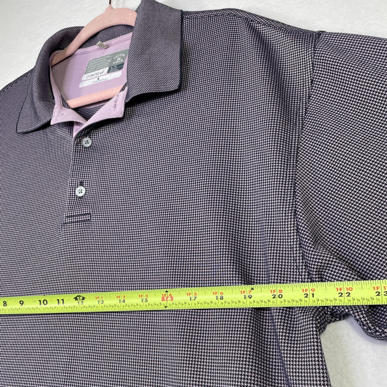 Cutter & Buck Men’s XL DryTec Nanotex Fabric Golf Polo Shirt Purple Pattern
