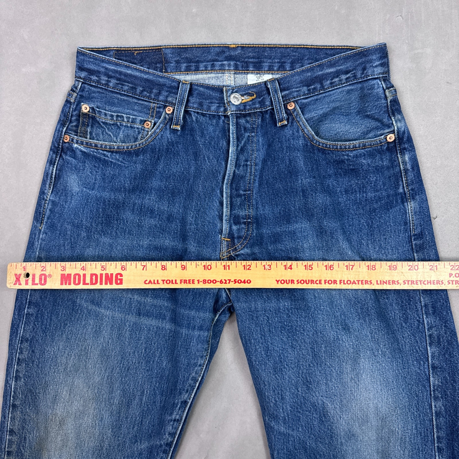 Levis 501 Jeans Mens 32×34 Blue Button Fly Denim Pants Thrashed Faded (Tag34x36)