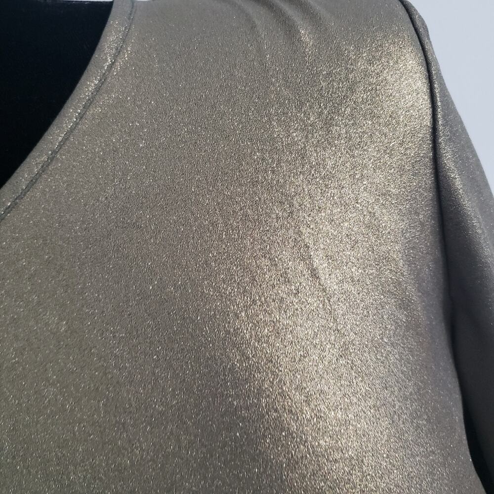 Chico’s Green Gold Metallic Lagenlook Asymmetric Hem Tunic Top Size Medium