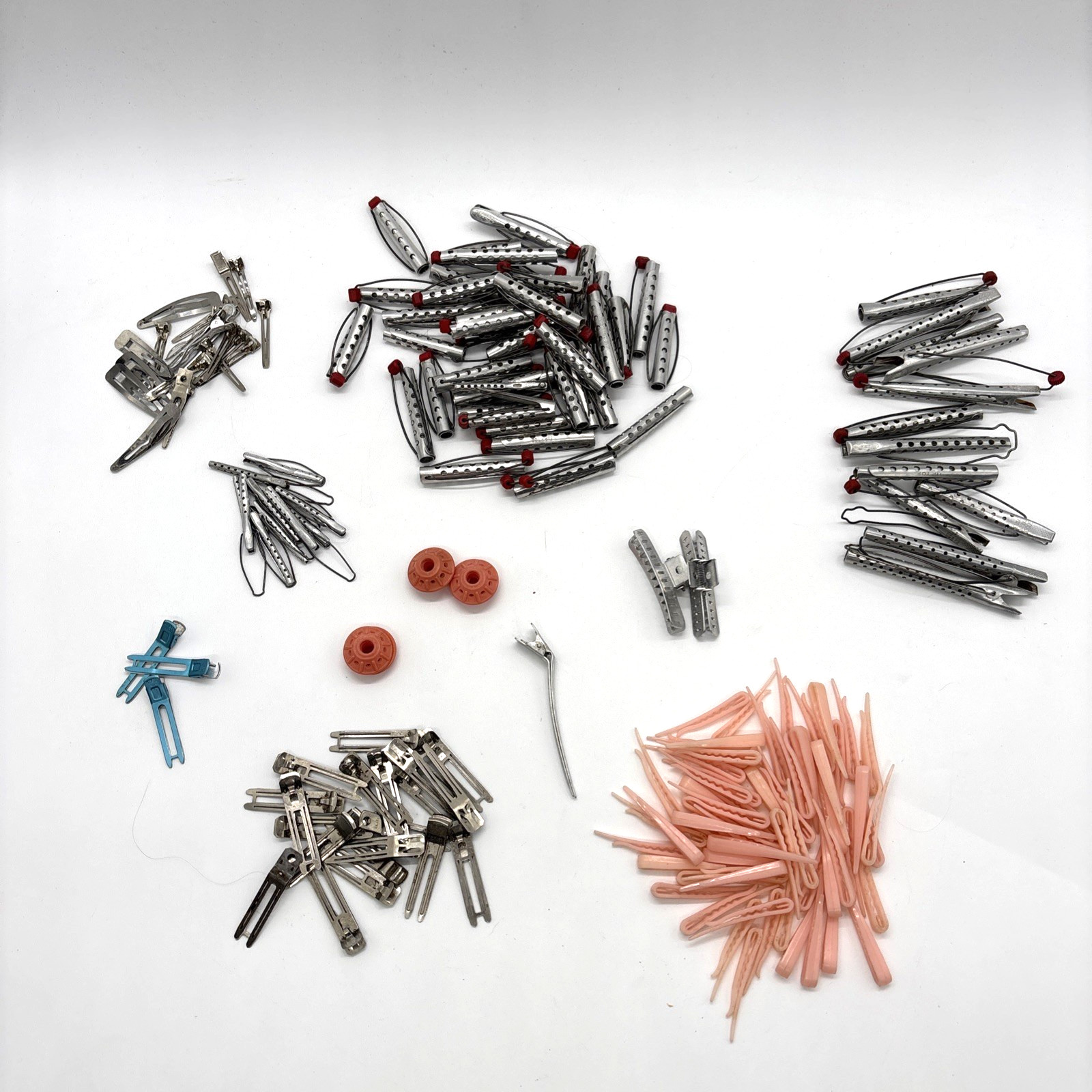 VTG LARGE LOT Aluminum Permanent Wave Clamps Hair Clips Perms Plastic Hair pins