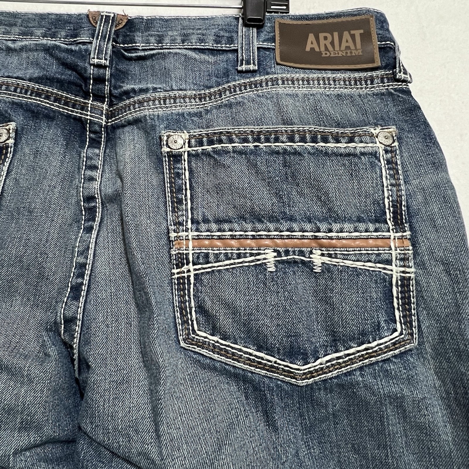Ariat M4 COLTRANE Relaxed Bootcut Men’s Jeans Size 38×30 Blue Denim Medium Wash