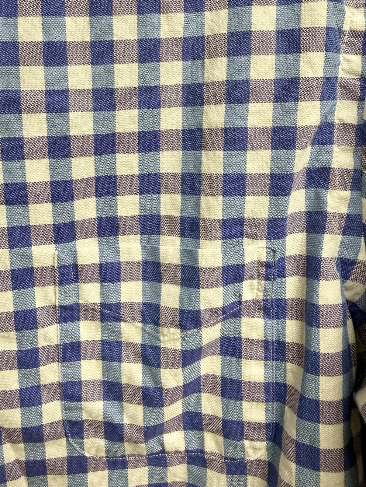 Cremieux men’s Blue Plaid Button-Down Shirt size M