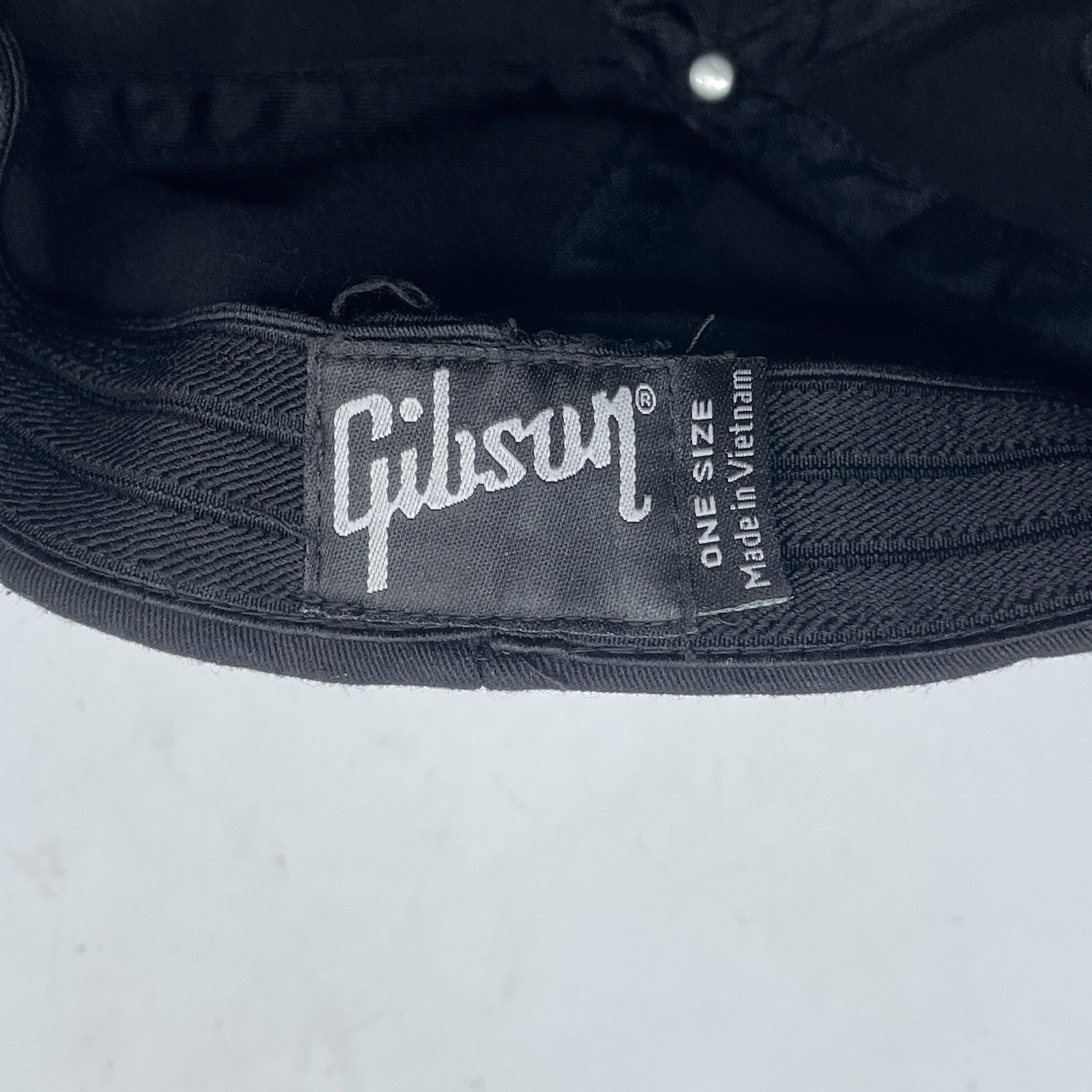 Gibson Guitars Hat Adult Flex Fitted One Size Black Baseball Cap Log Stretch