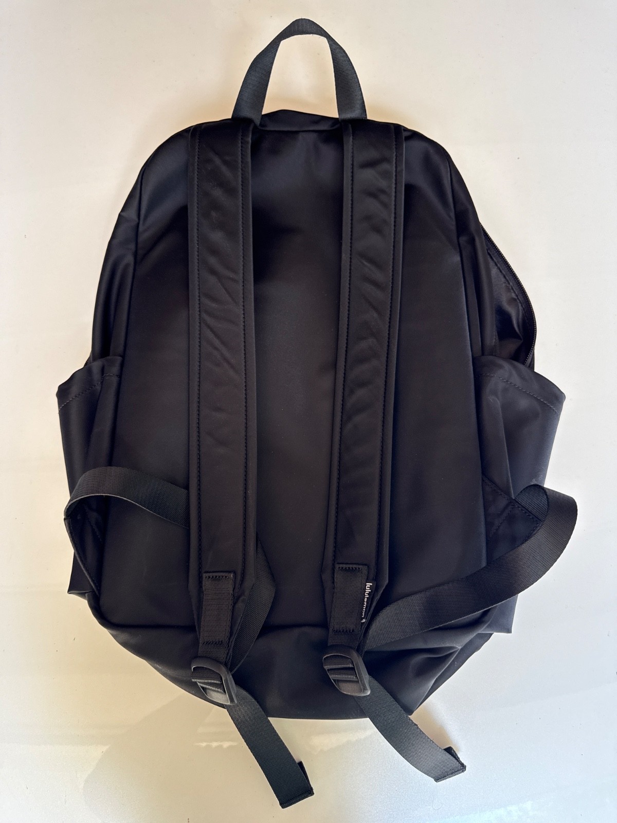 Lululemon Everywhere Backpack Color Black NEW WITHOUT TAGS