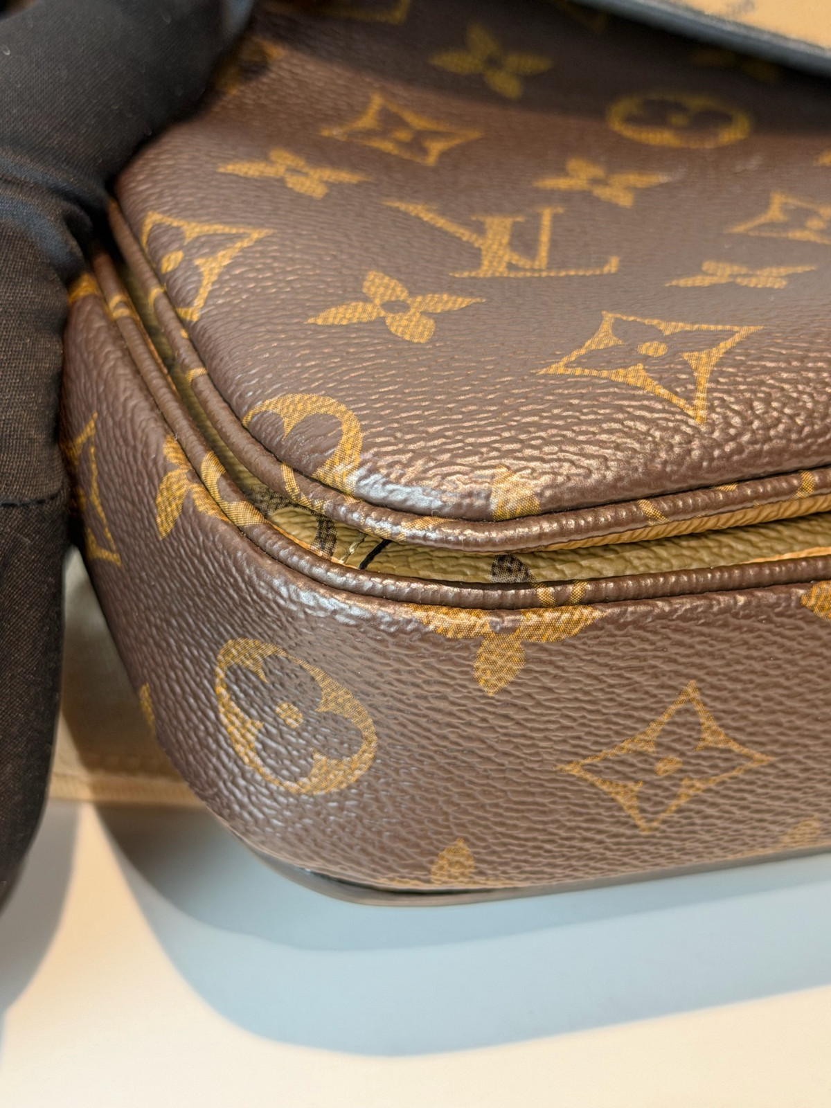 Authentic Louis Vuitton Pochette Metis Coated Canvas Crossbody Caramel eBay AG