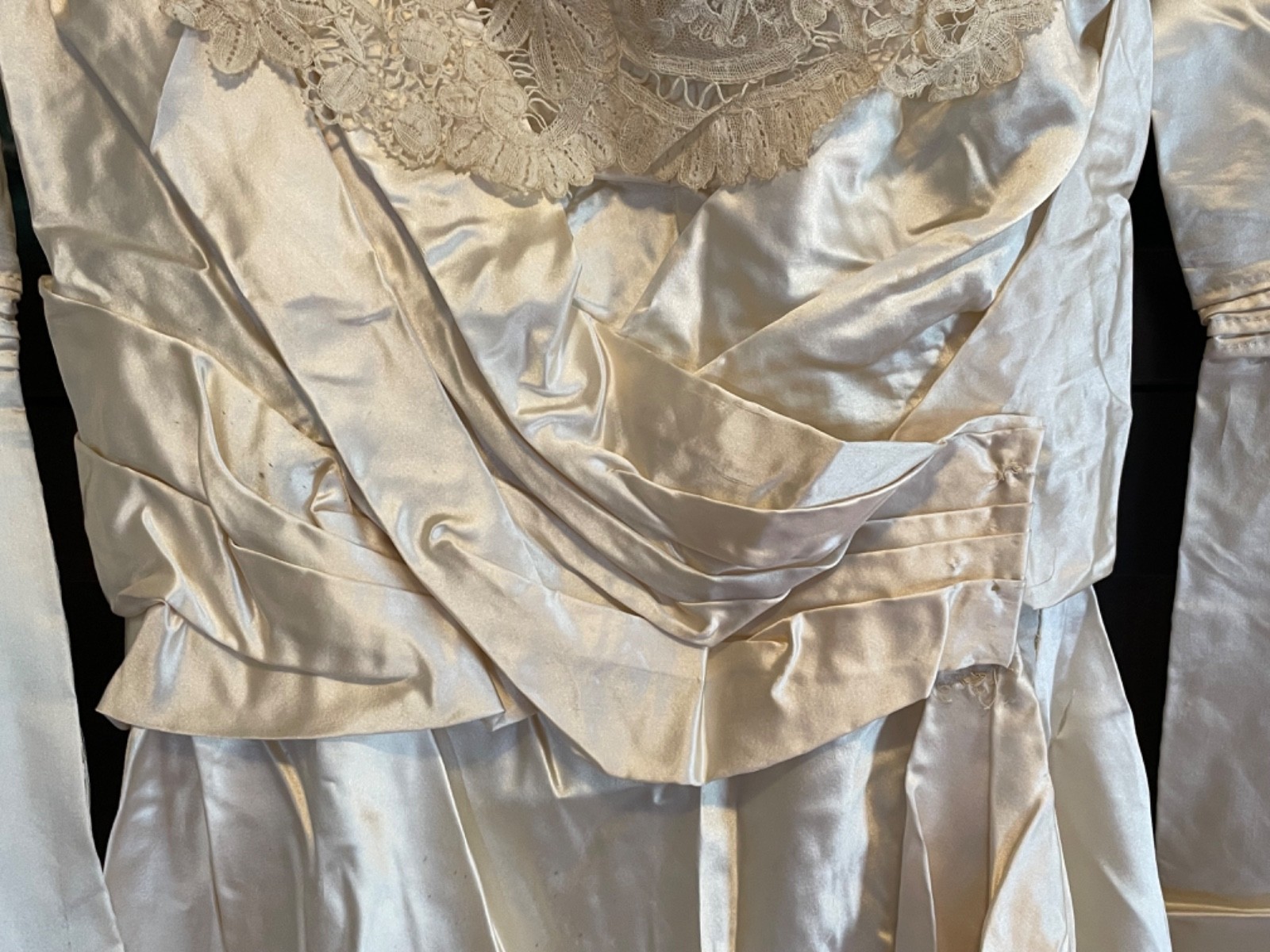 Antique Victorian Edwardian c 1900 Ivory Satin Handmade Wedding Dress w/ Lace