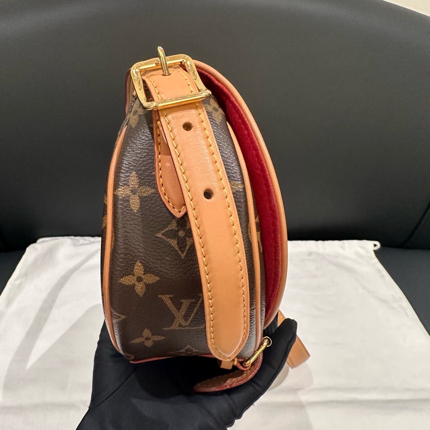 Louis Vuitton Pre-Owned Authentic Saddle Bag Monogram Free Tracked Shipping