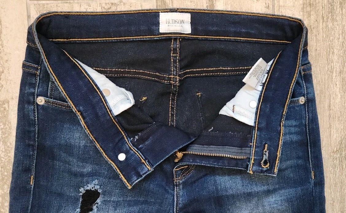 Hudson Womens Jean Nico Midrise Super Skinny Sz 26 Distressed Dark Wash