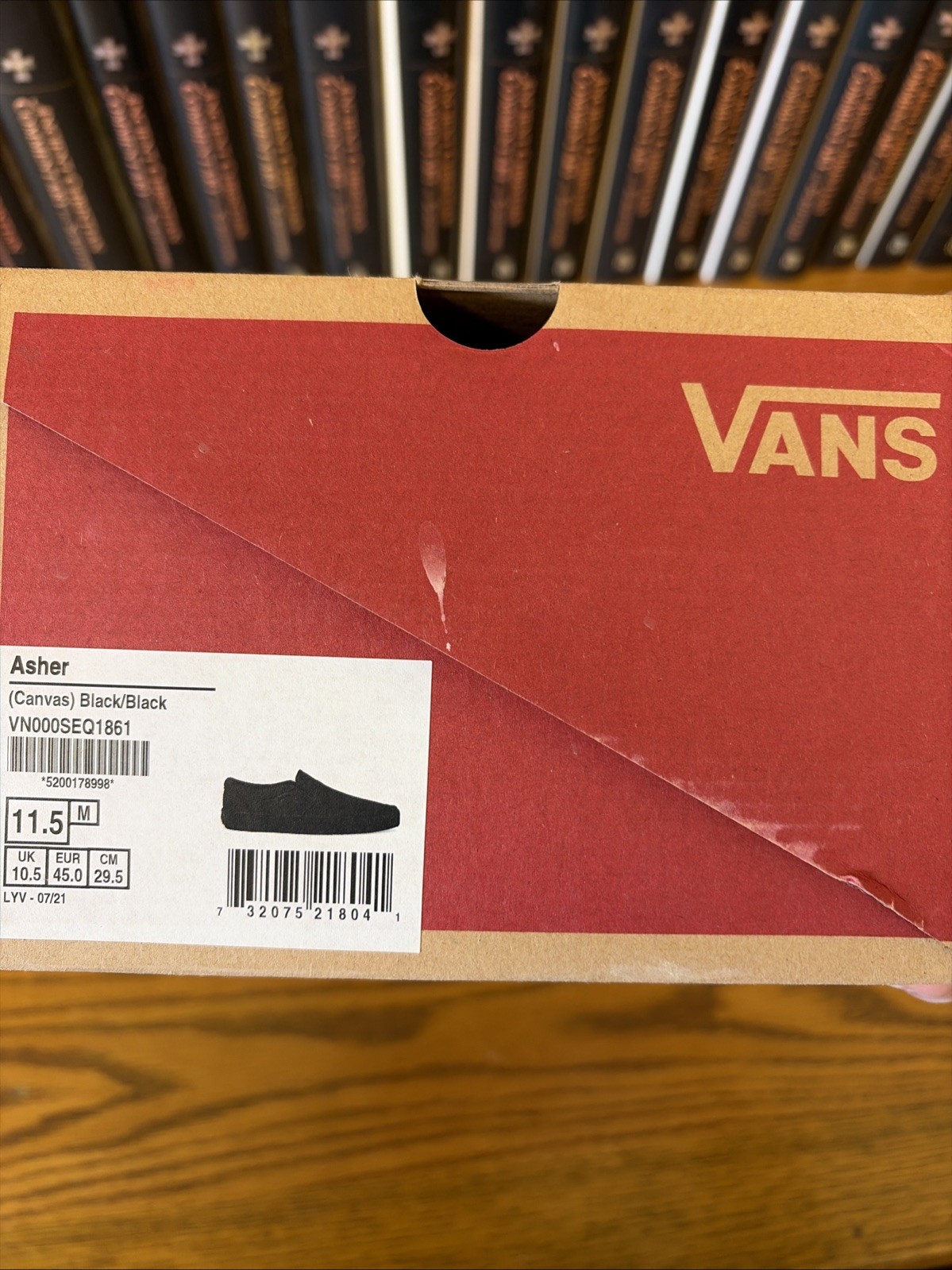 NEW in Box Vans Asher 11.5