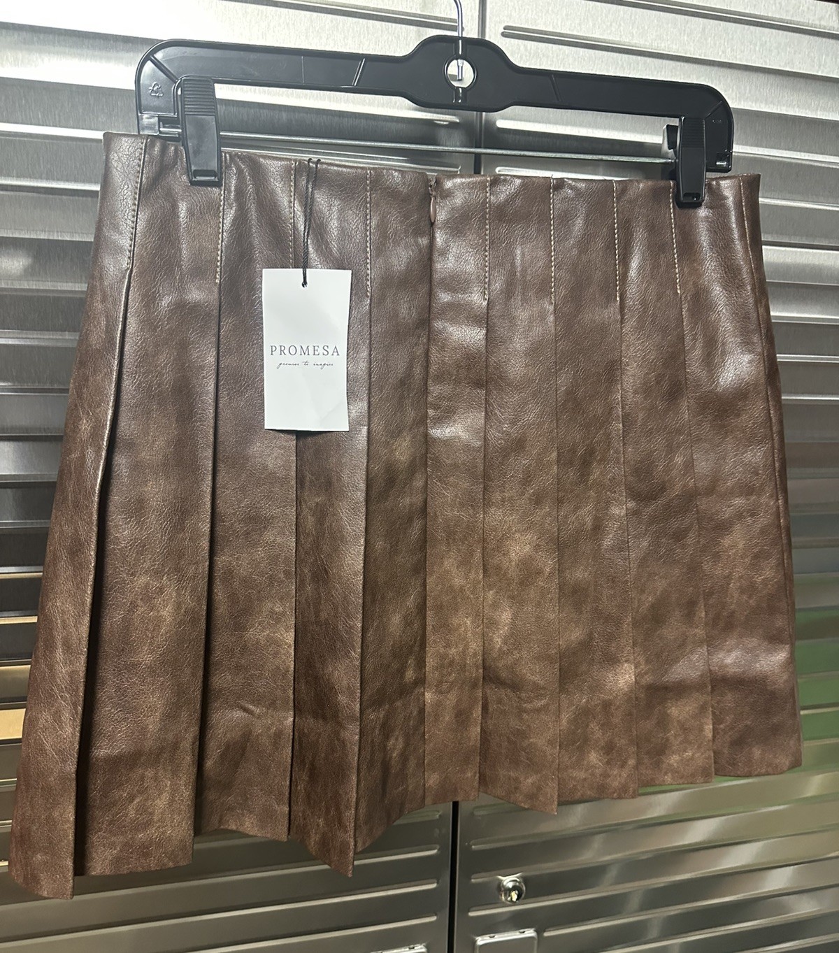 Promesa Women’s Brown Vegan Leather Pleated Skirt w/Built in Shorts Size L