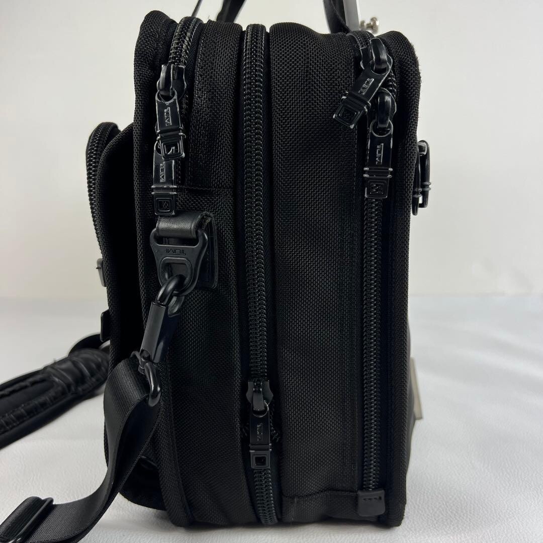 TUMI 2 Way Expandable Nylon Leather Business Bag Briefcase Black 26141DH Auth