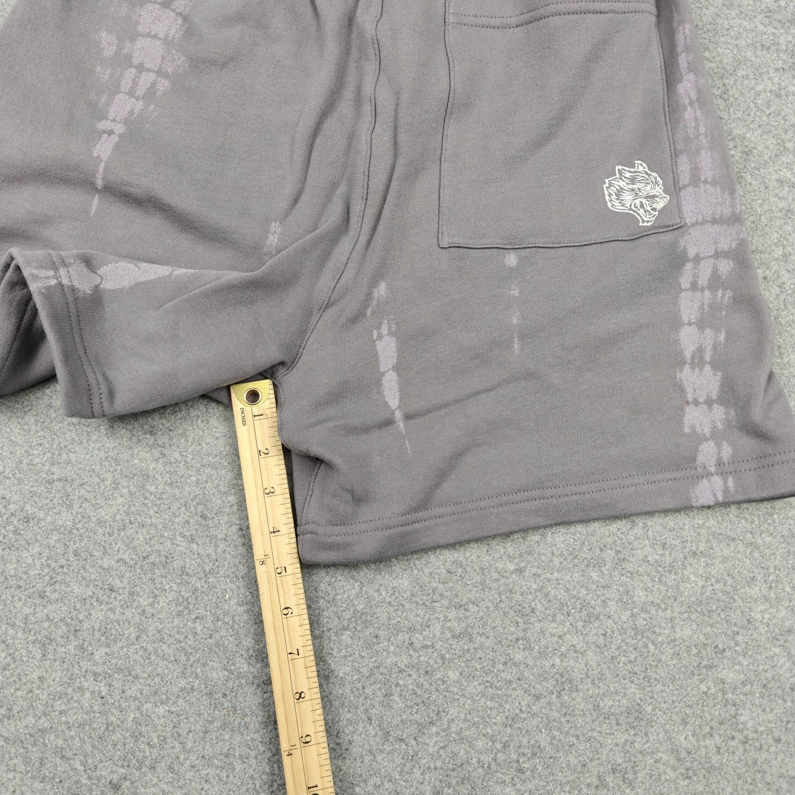 Darc Sport Sweat Shorts Mens Medium Gray Fleece Tie Dye Wolves Nirvana Serpent