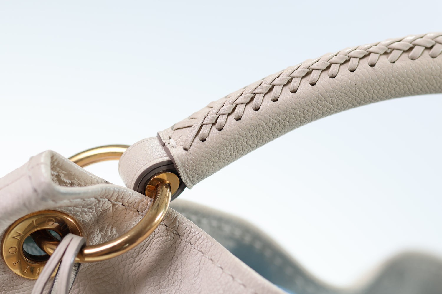 LOUIS VUITTON Artsy MM Monogram Empreinte Cream White