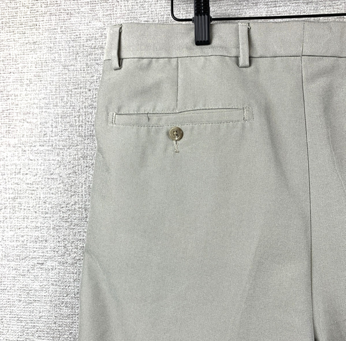 CUTTER & BUCK Chino Shorts Men’s 36 x 8.5 Gray Pleated Front Golf Classiccore