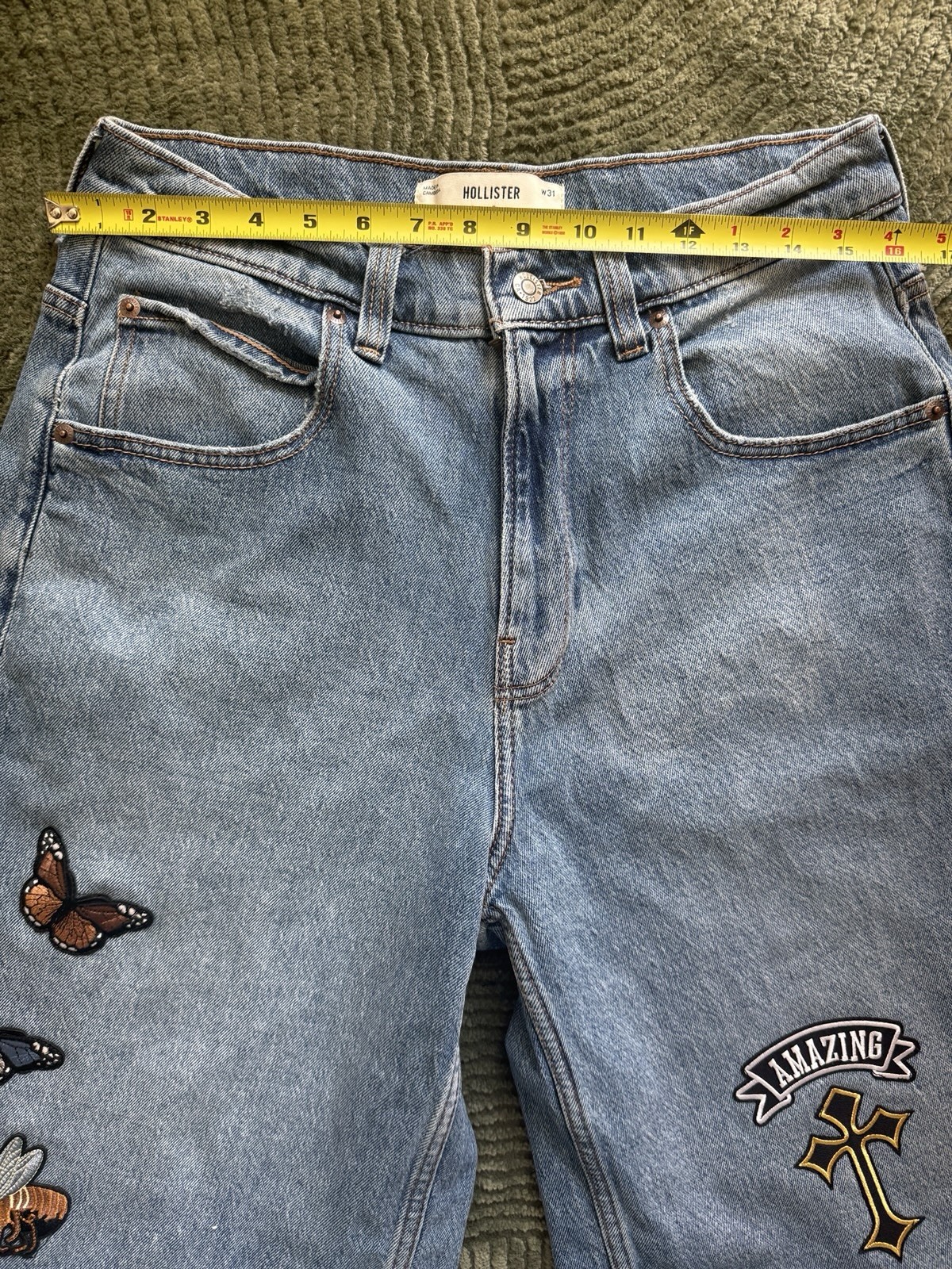 Hollister Light Wash High Rise Bermuda Denim Shorts 31 Embroidered Butterfly