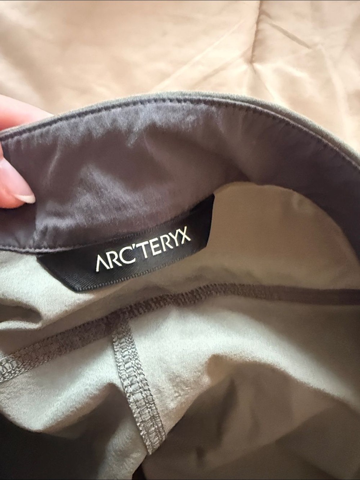 Arc’teryx Men’s Olive Green Technical Cargo Pants