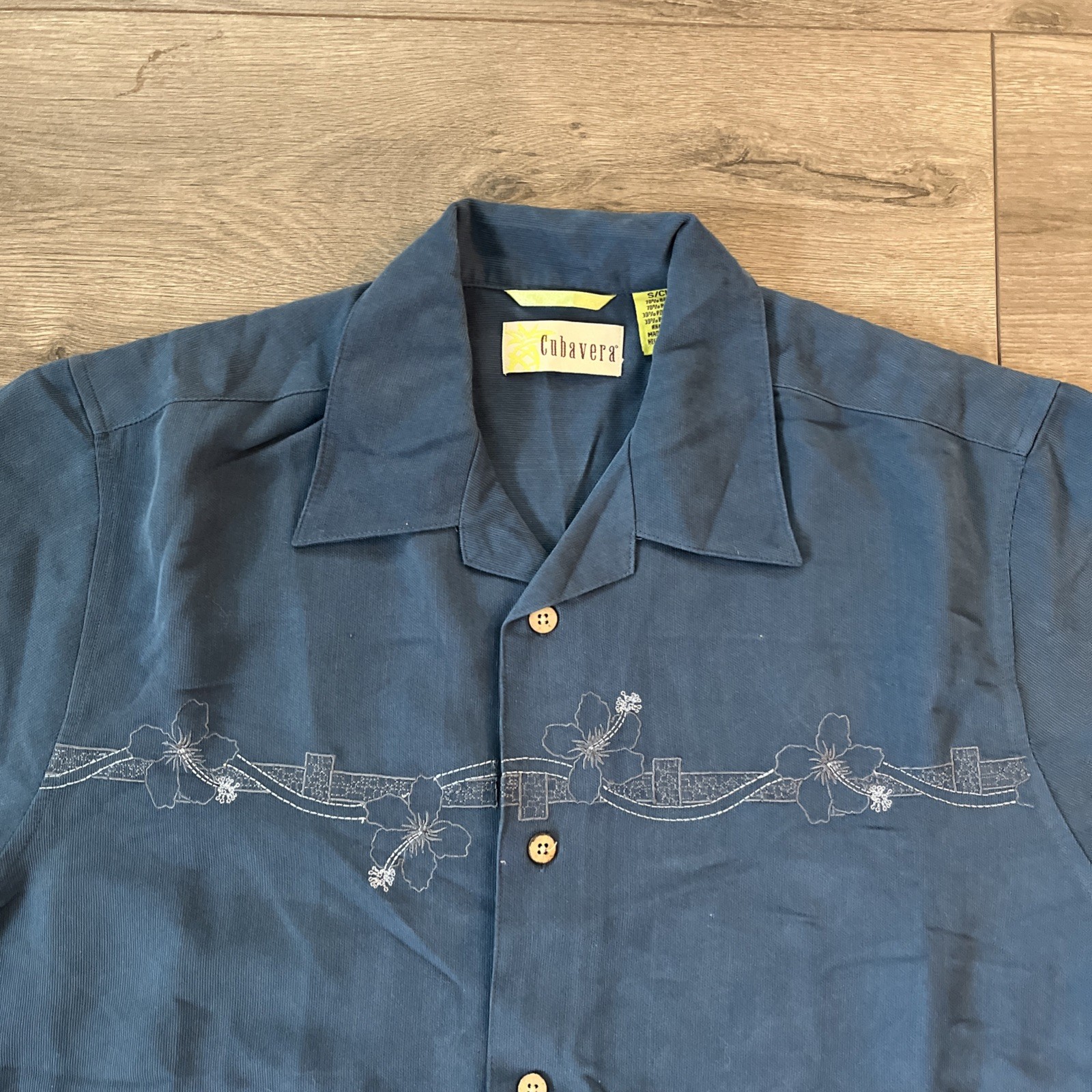Cubavera Mens S Button Up Short Sleeve Shirt Blue Embroidered