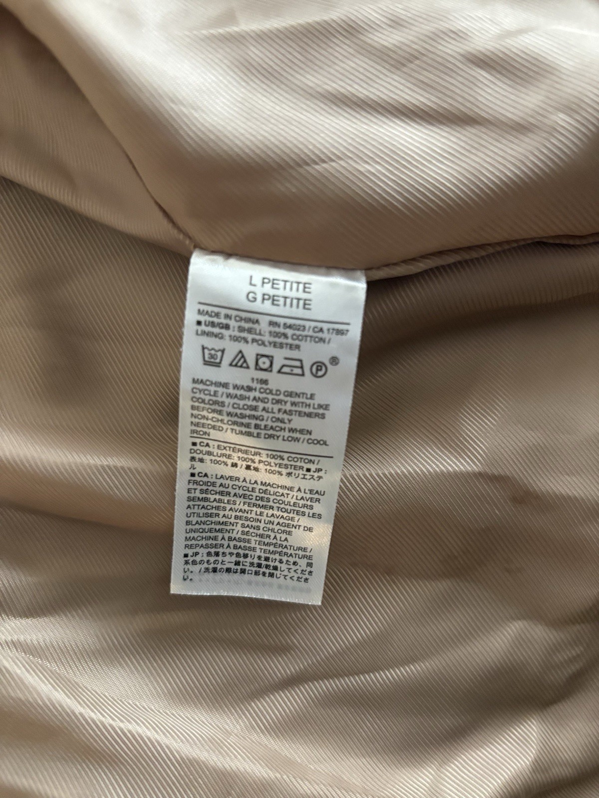 NWT BANANA REPUBLIC SIZE -LARGE PETITE- LONG TWILL TRENCH COAT IN CLASSIC CAMEL!