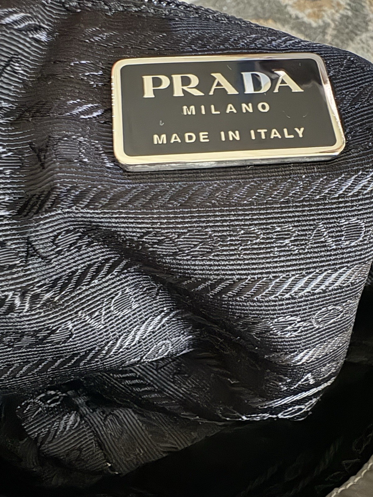 Vtg VGUC Prada Tessuto Light Gray Nylon Re-Edition 2000 Shoulder Bag Purse 9×8″
