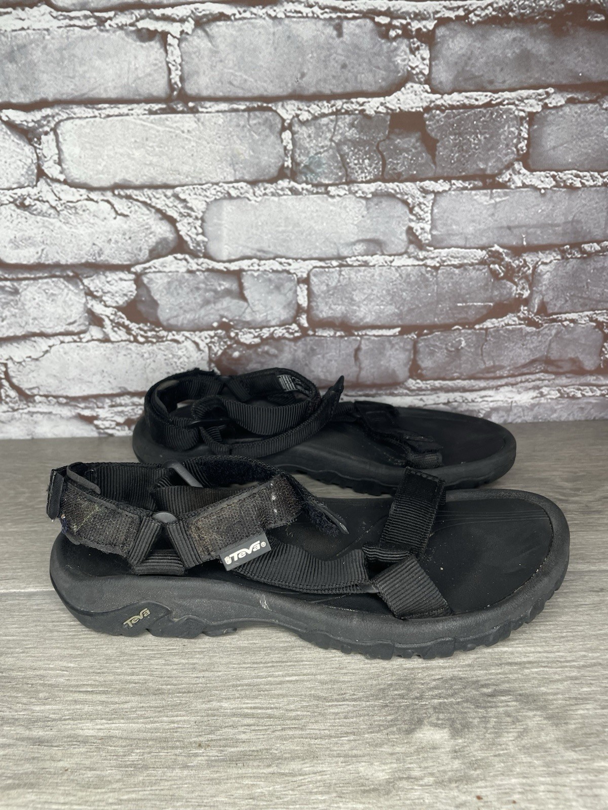 TEVA Hurricane Xlt2 Black EVA Foam Midsole Rugged Rubber Sandals Women 8M US/39