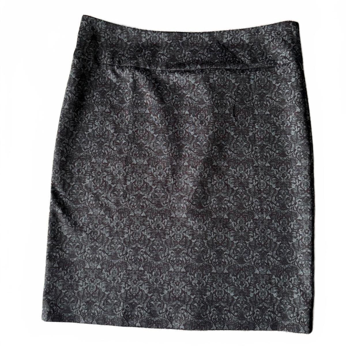 Margaret M Canada Skirt Large Gray Red Office Work City Chic Classic Designer