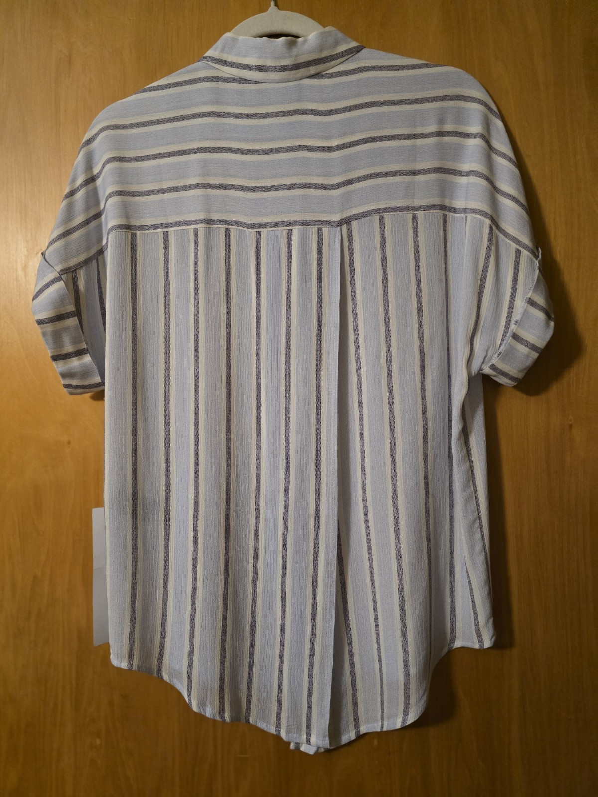 Lumière Blue/White Rayon Striped Collared Short Sleeve Button-Up Blouse M
