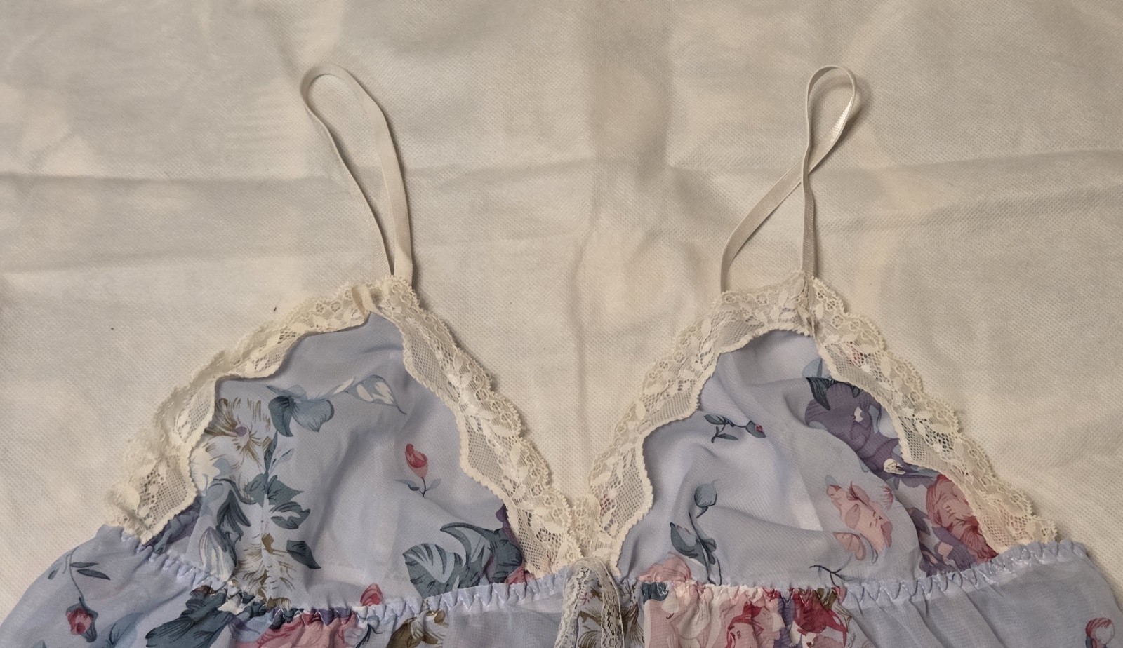Women’s Size L Light Blue Floral Translucent Lace Trim Thin Strap Nightgown