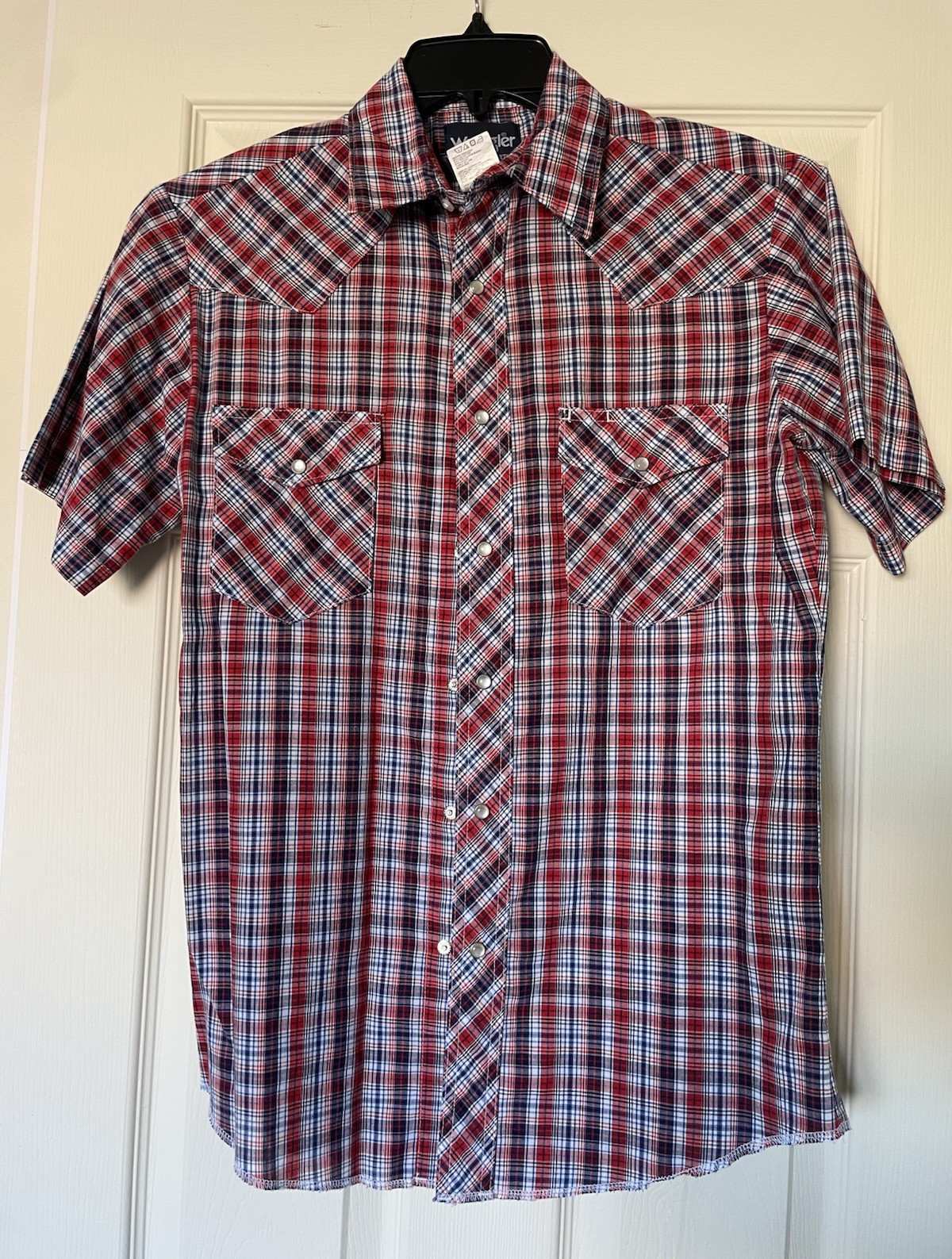 Wrangler Men’s S Red/Blue/White Plaid Woven Short Sleeve Point Collar Pockets