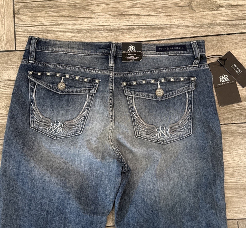 2016 Rock & Republic Kasandra Bootcut Jean Metal Studs Accents Jeans Size 16M
