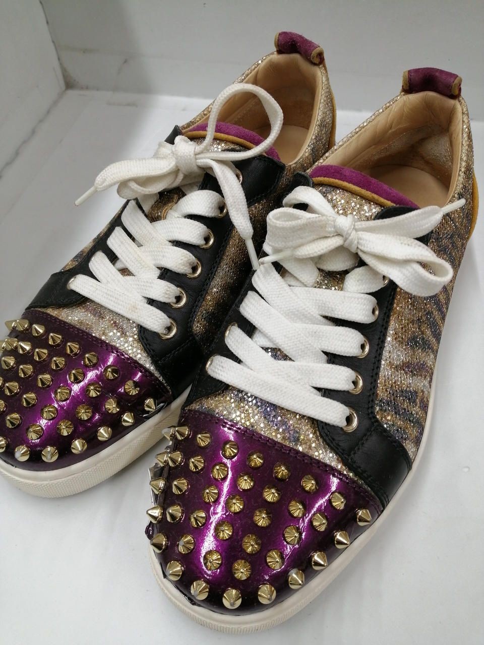 CHRISTIAN LOUBOUTIN Lewis Junior Spike Glitter SNEAKERS Used