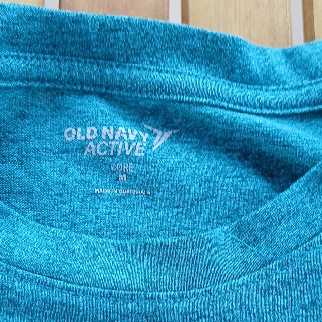 Old Navy Active & Gaiam Lot 2 Mens’s M T-Shirts Short Sleeve Blue/Brown
