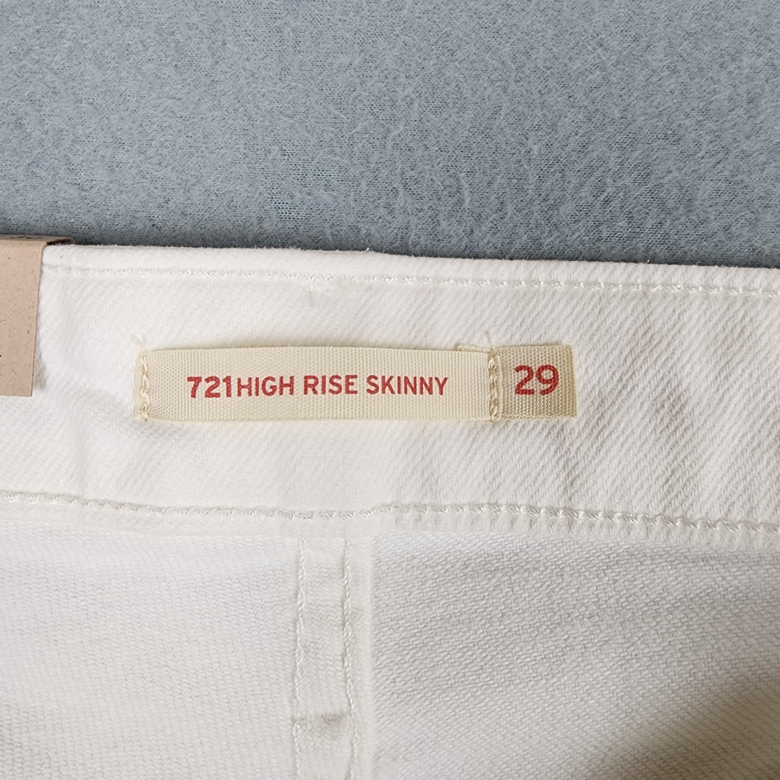 Levi’s 721 High Rise Skinny Jeans Womens 29×30 White Stretch Denim Casual NWT