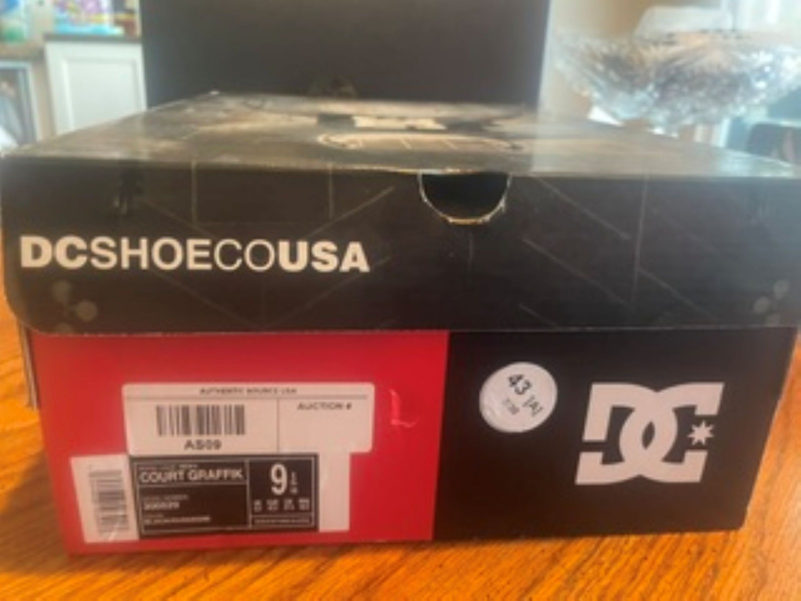 Men’s DC Court Graffik Black / Gum Skateboarding Shoe Size 9.5 BGM 300529 NEW