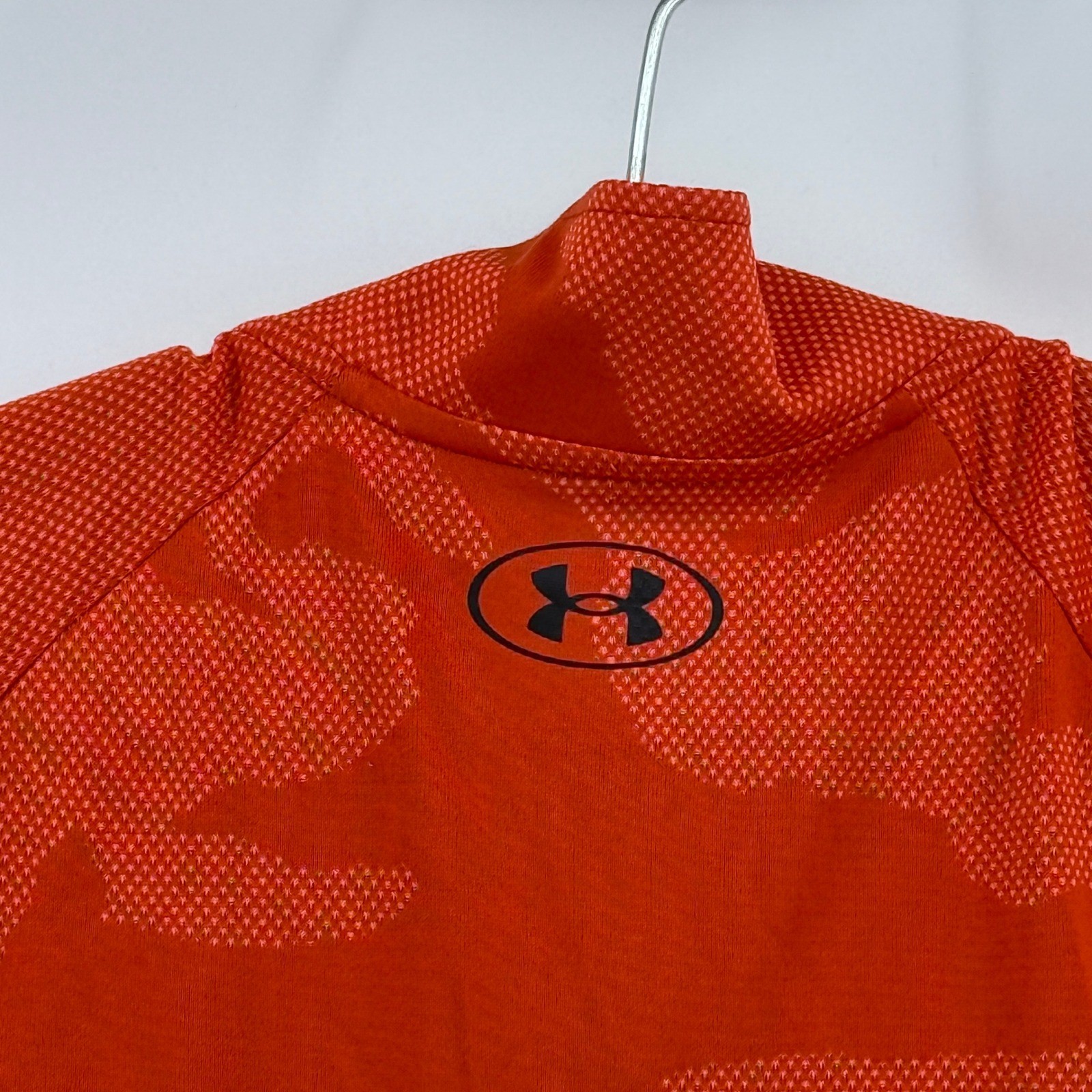 Under Armour Quarter Zip Pullover Mens L Orange Camo Long Sleeve Athletic Shirt