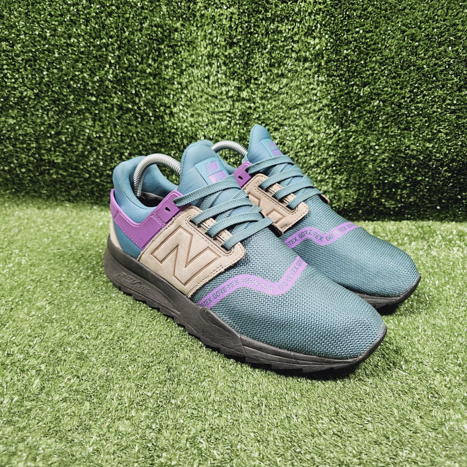 New Balance 247v2 Gore-Tex Blue Aster Purple Athletic Sneakers Mens Size 8