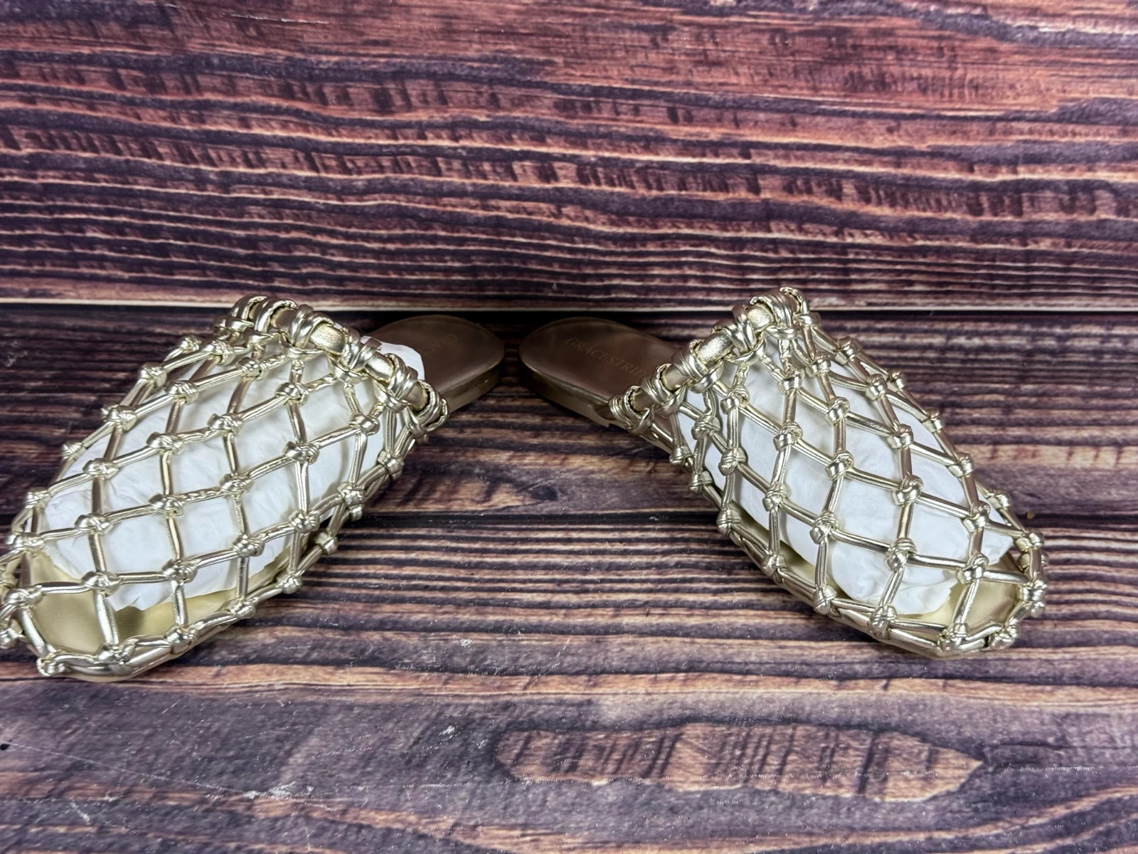 GRACESTRIDE Woven Net Slip On Sandals Women’s Gold Size 8.5 Mules