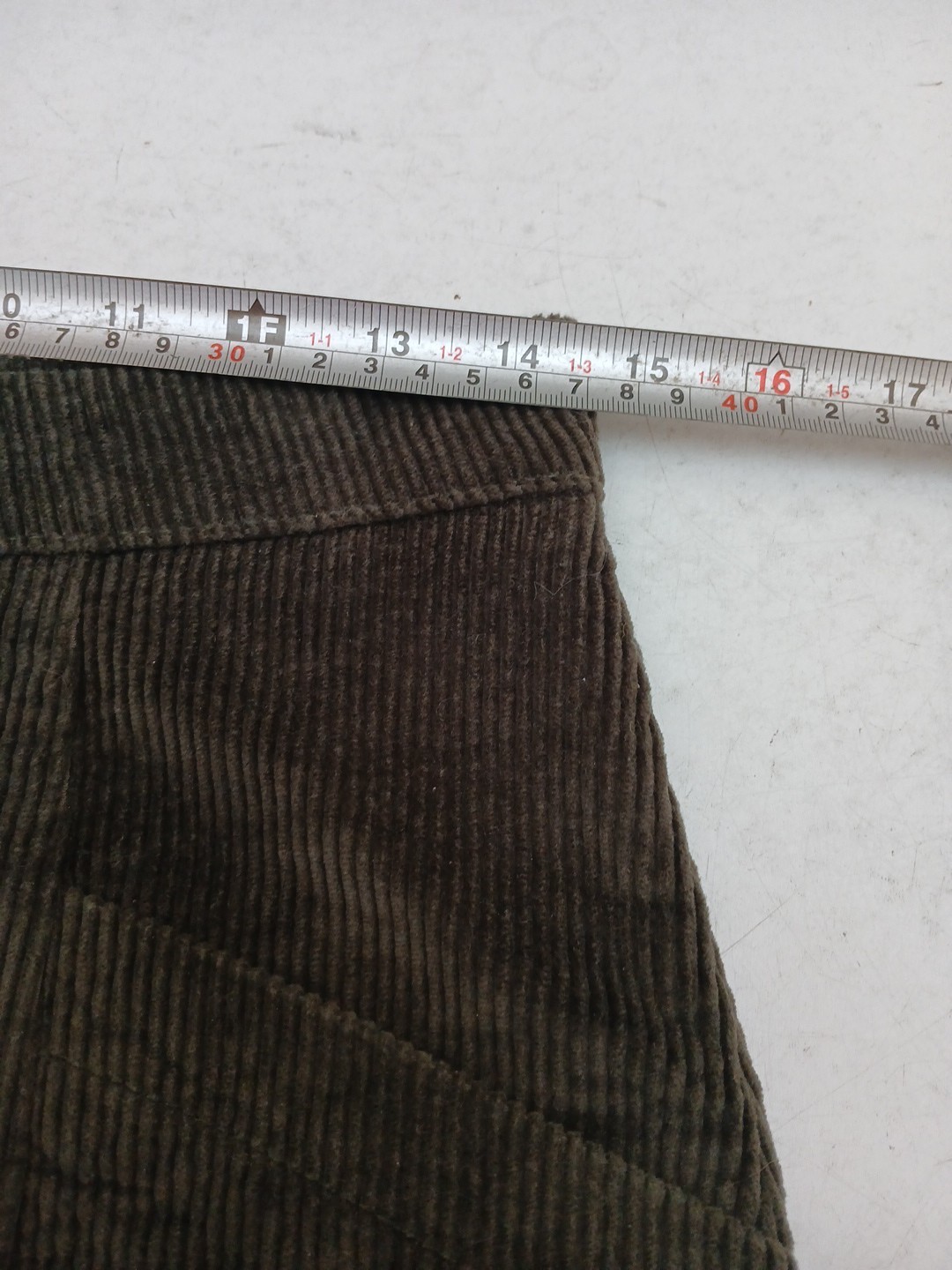 Crew Clothing Chunky Corduroy Skirt with Stretch Womens Size UK 8 Front Pockets.