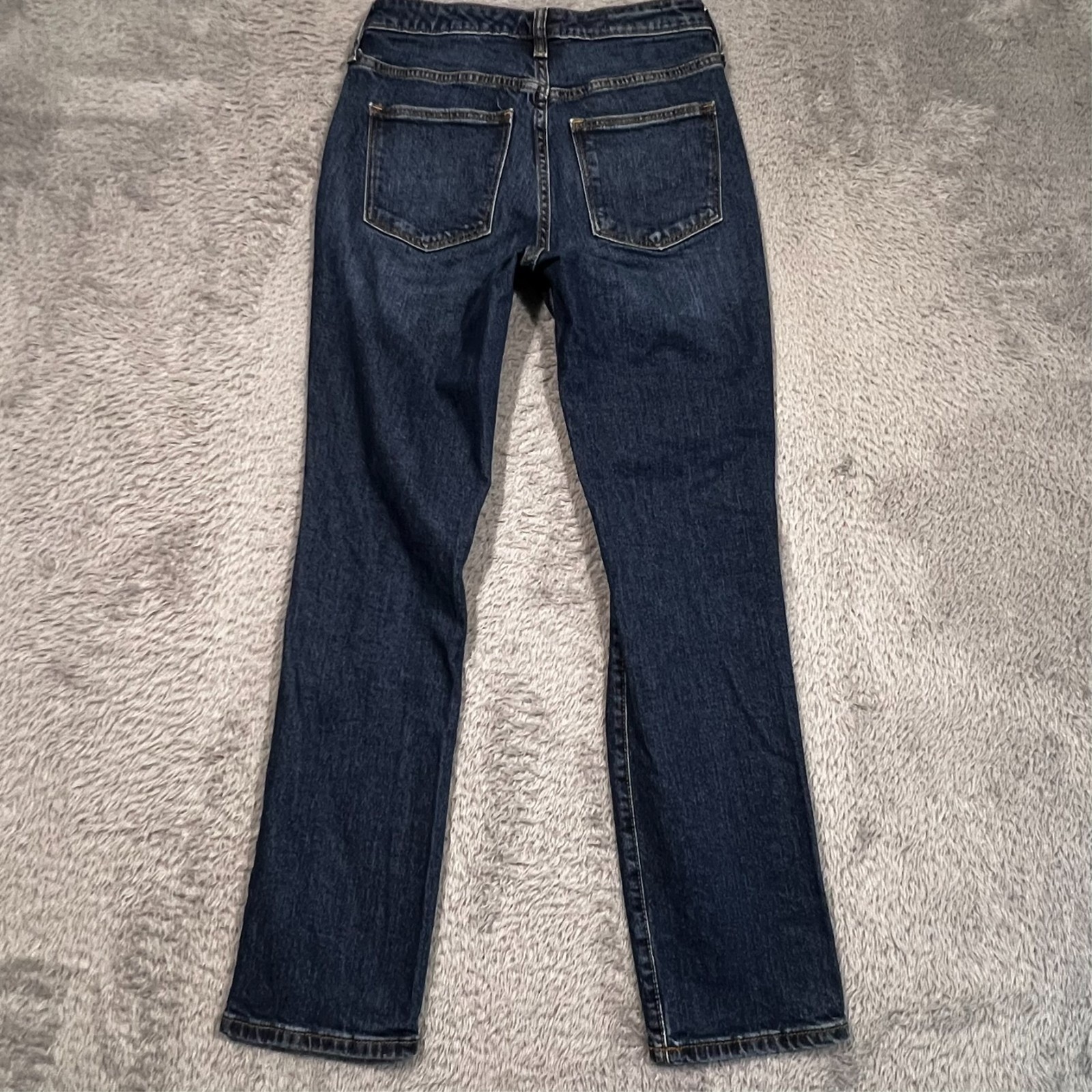 Universal Thread Jeans High Rise Slim Straight Distressed Dark Wash Womens 2/26R