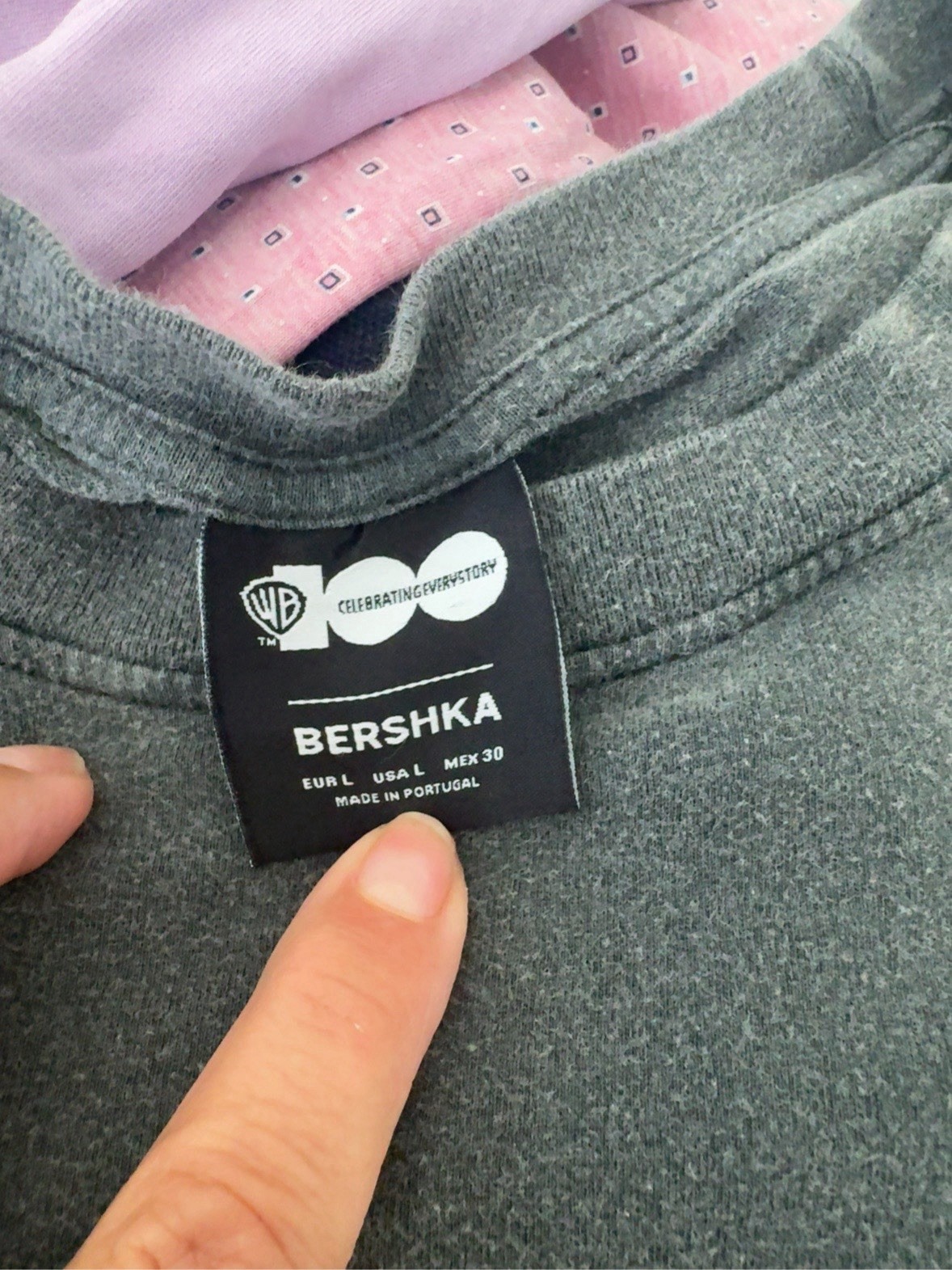 Bershka Looney Tunes Logo Graphic Crew Neck Short Sleeve T-Shirt Gray Size L