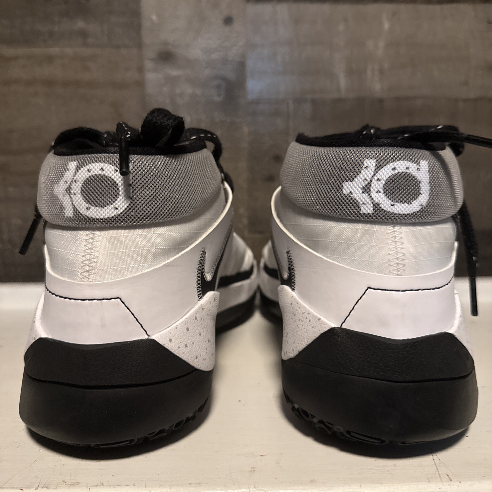 Nike – Men’s Size 8 KD 13 TB “Pure Platinum” Sneakers CK6017-100. Kevin Durant
