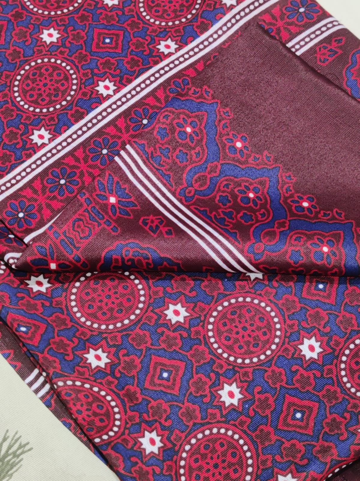 Sindhi Ajrak Traditional Chadar Oversized Printed Cultural Wrap Shawl Pakistan